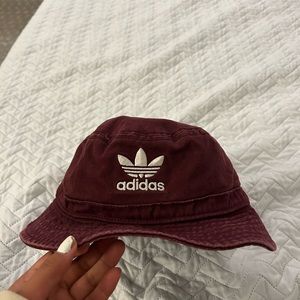 Adidas bucket hat